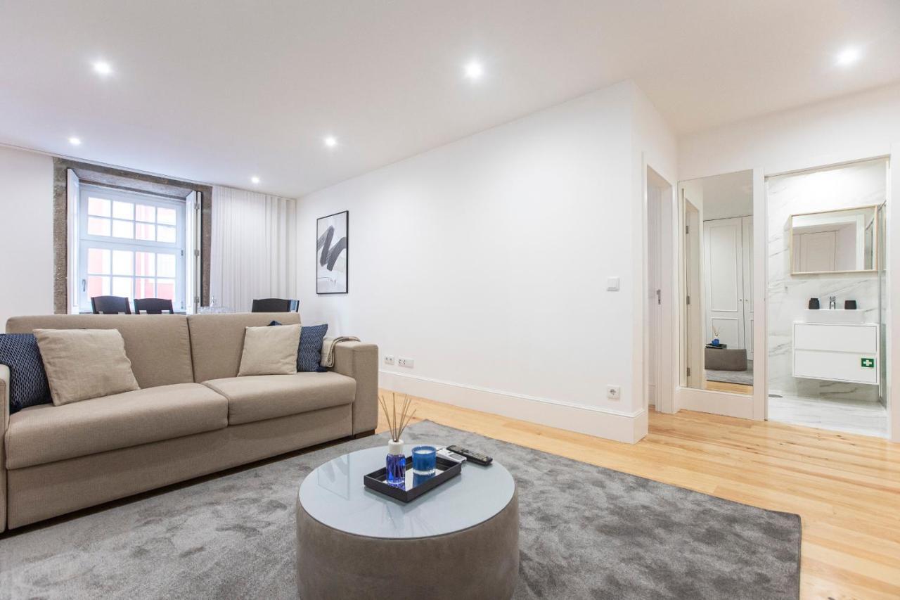 Elegant Downtown 1Br Flat W/ Ac By Lovelystay OOporto Esterno foto