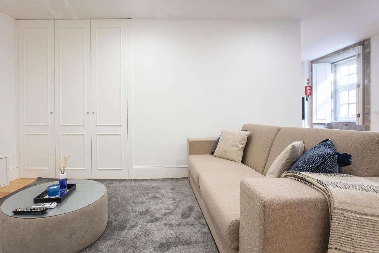 Elegant Downtown 1Br Flat W/ Ac By Lovelystay OOporto Esterno foto
