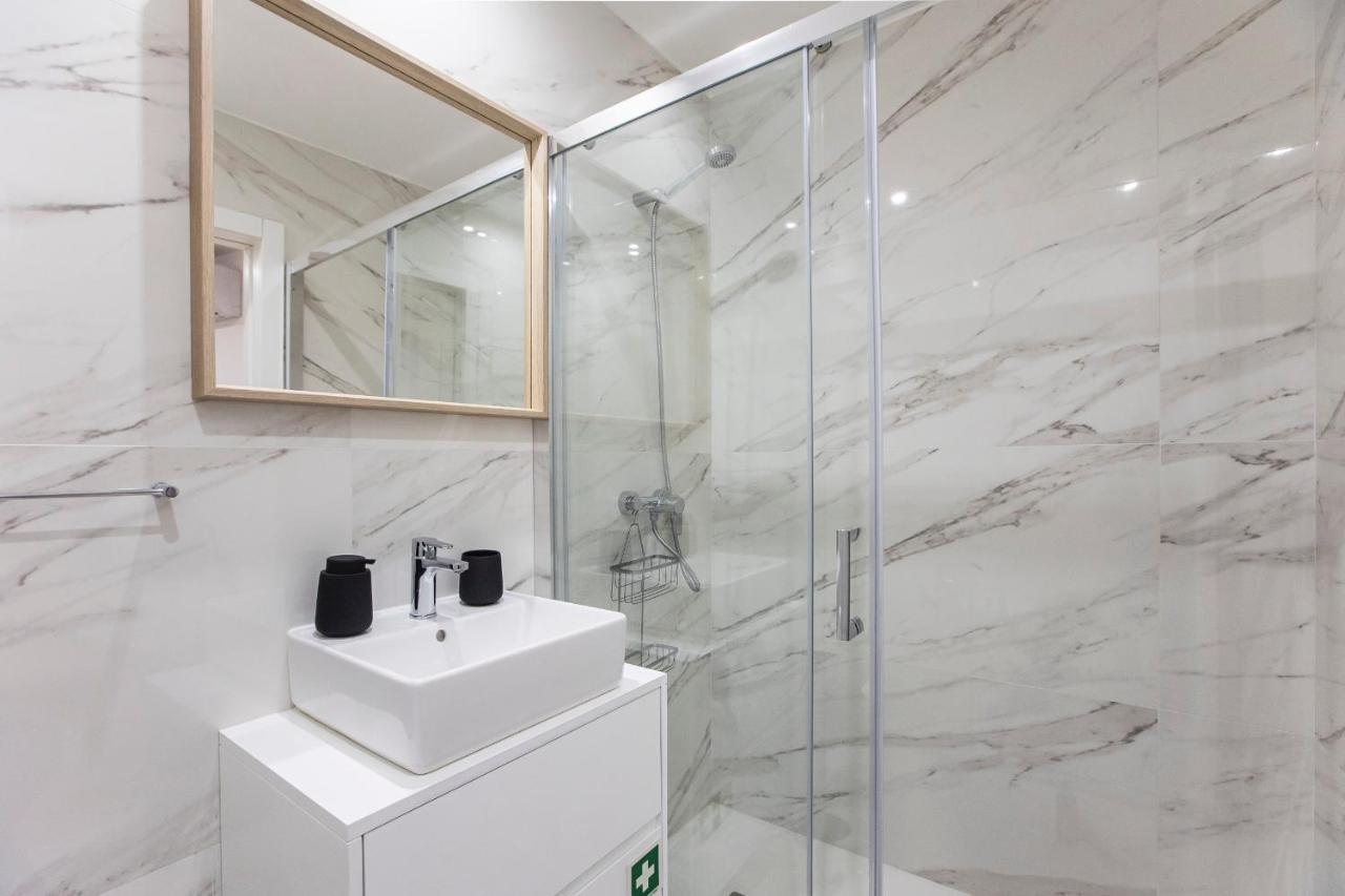 Elegant Downtown 1Br Flat W/ Ac By Lovelystay OOporto Esterno foto