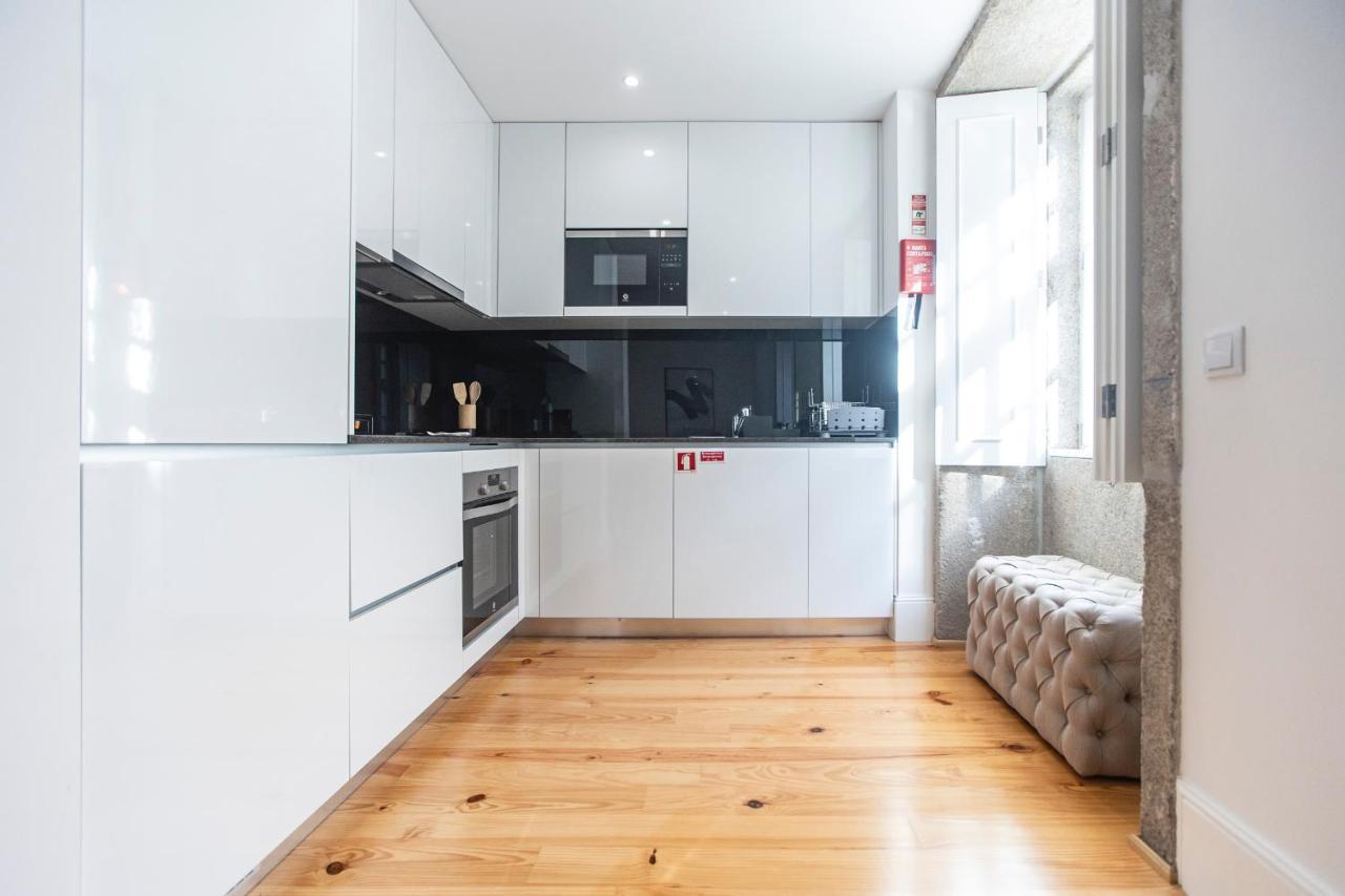 Elegant Downtown 1Br Flat W/ Ac By Lovelystay OOporto Esterno foto