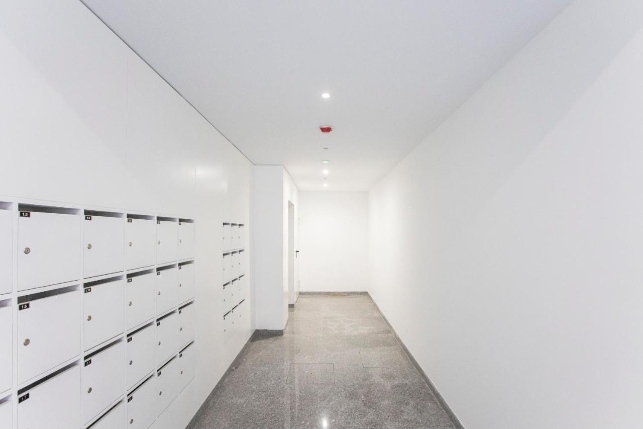Elegant Downtown 1Br Flat W/ Ac By Lovelystay OOporto Esterno foto